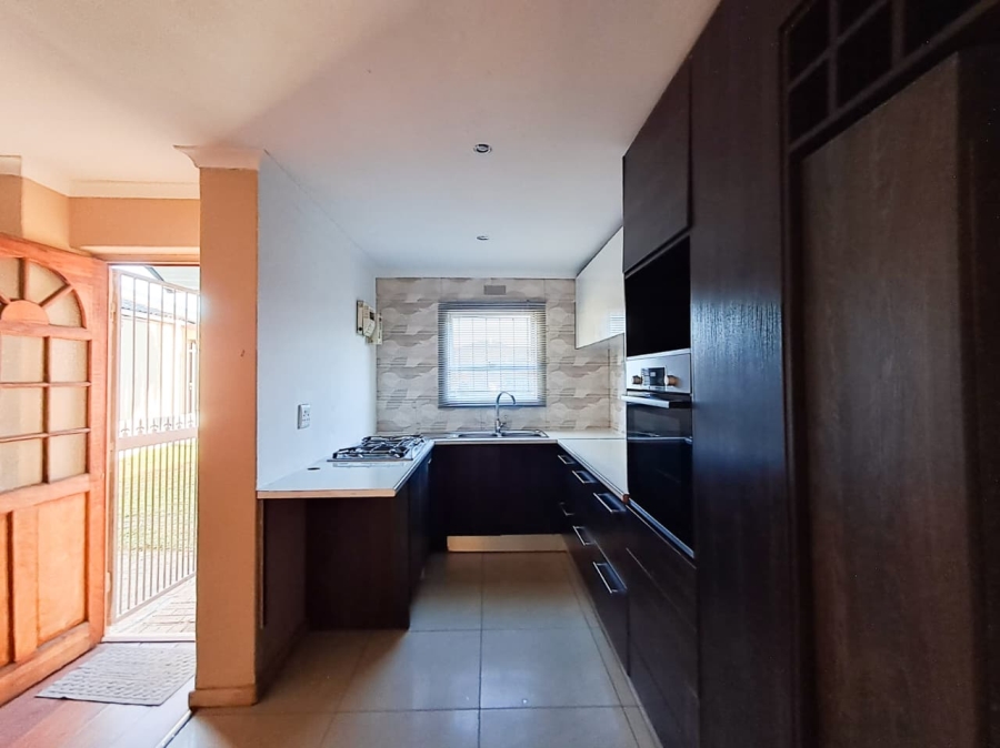 To Let 2 Bedroom Property for Rent in Scottsdene Western Cape
